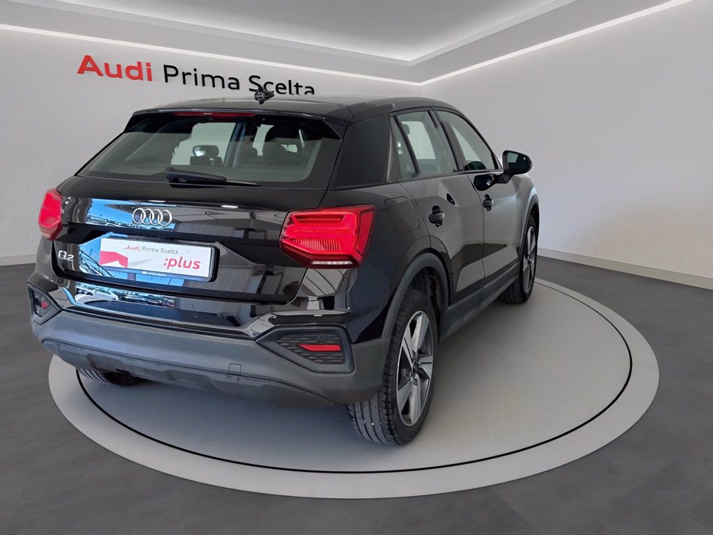 https://cdn-sm.caraffinity.it/images/vehicles/4781830/3/large