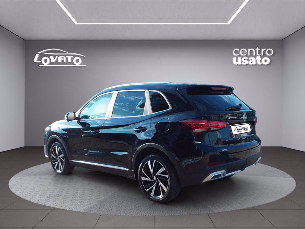 https://cdn-sm.caraffinity.it/images/vehicles/4781879/2/large