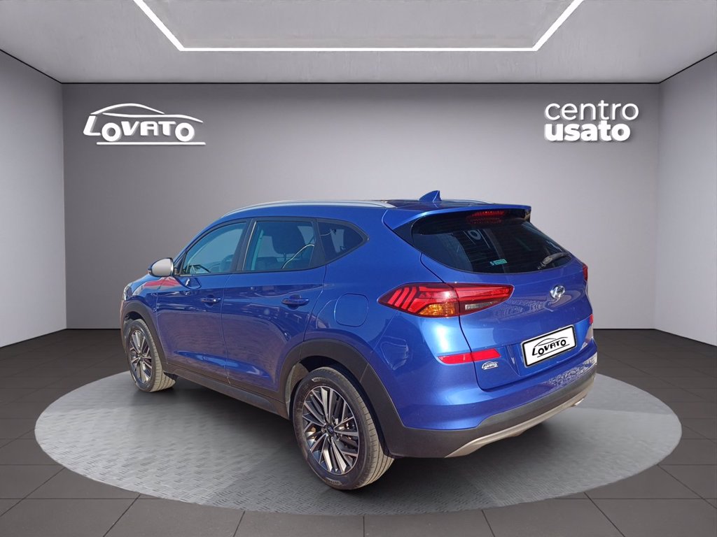 https://cdn-sm.caraffinity.it/images/vehicles/4782659/2/large
