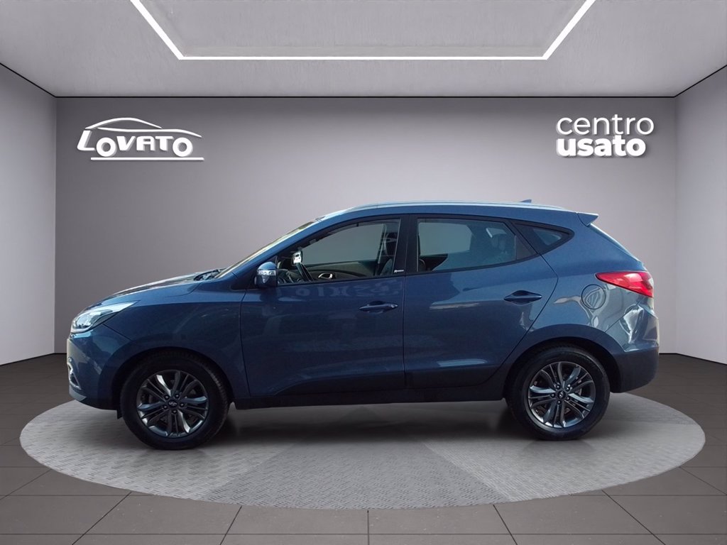https://cdn-sm.caraffinity.it/images/vehicles/4784091/1/large