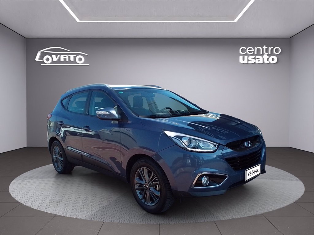 https://cdn-sm.caraffinity.it/images/vehicles/4784091/6/large