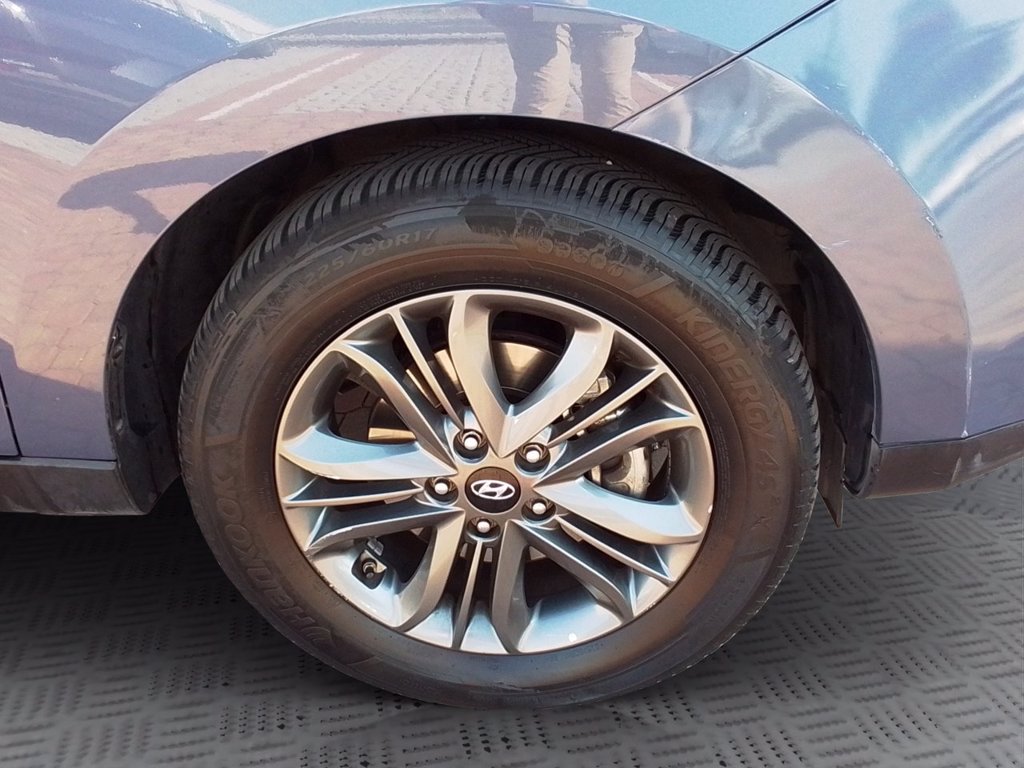 https://cdn-sm.caraffinity.it/images/vehicles/4784091/8/large