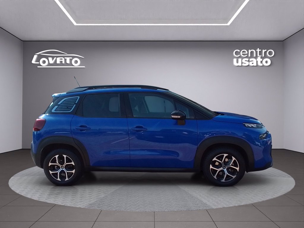 https://cdn-sm.caraffinity.it/images/vehicles/4784456/5/large