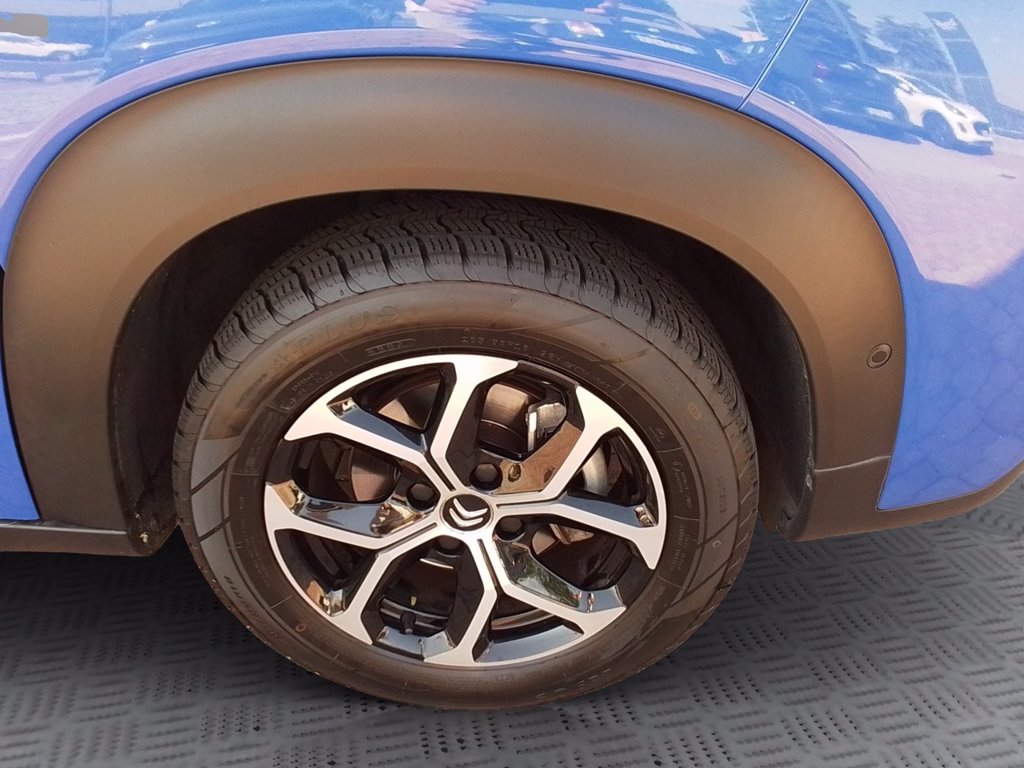 https://cdn-sm.caraffinity.it/images/vehicles/4784456/8/large