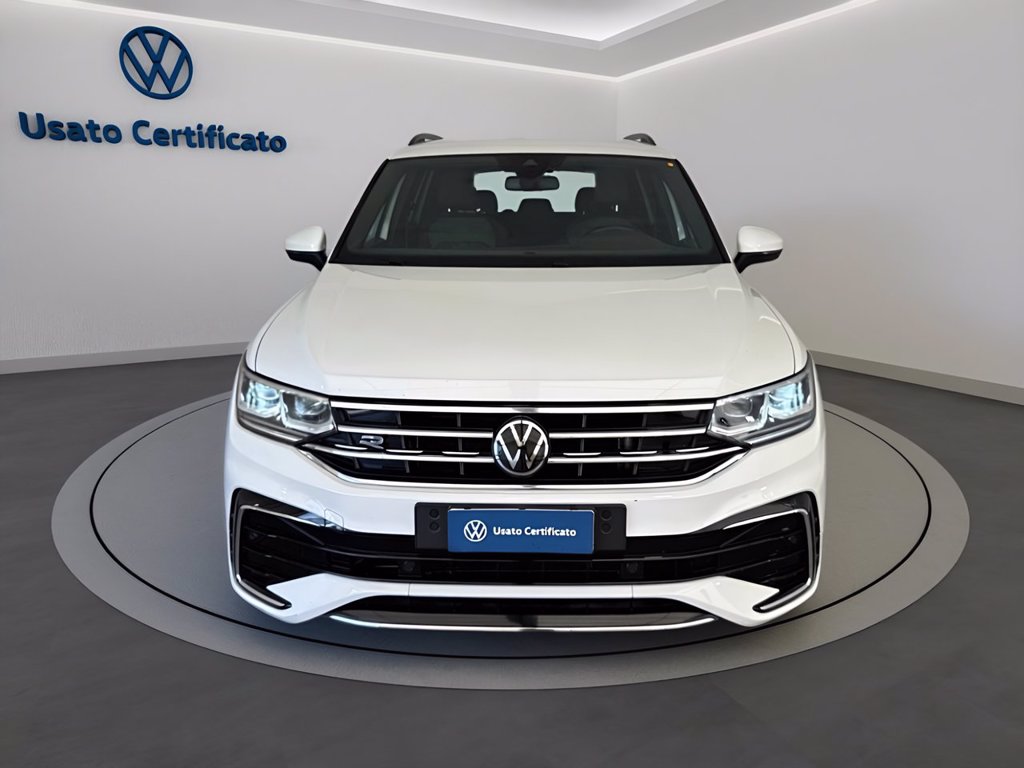 https://cdn-sm.caraffinity.it/images/vehicles/4785173/1/large