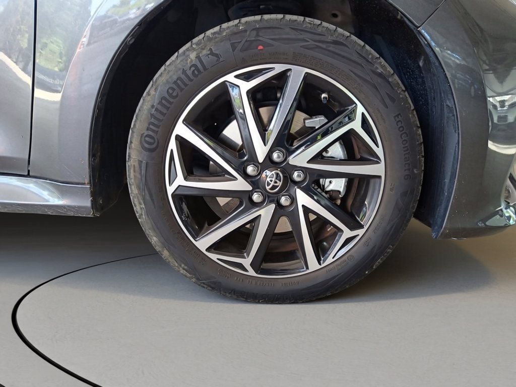 https://cdn-sm.caraffinity.it/images/vehicles/4788054/6/large