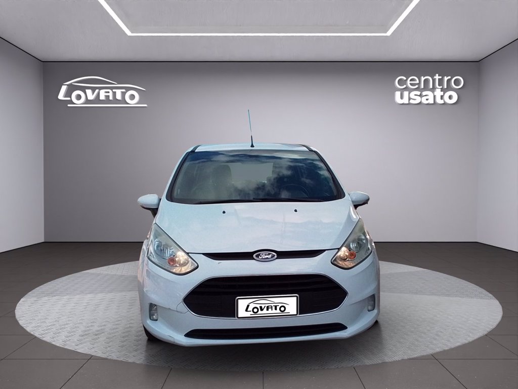 https://cdn-sm.caraffinity.it/images/vehicles/4793470/7/large