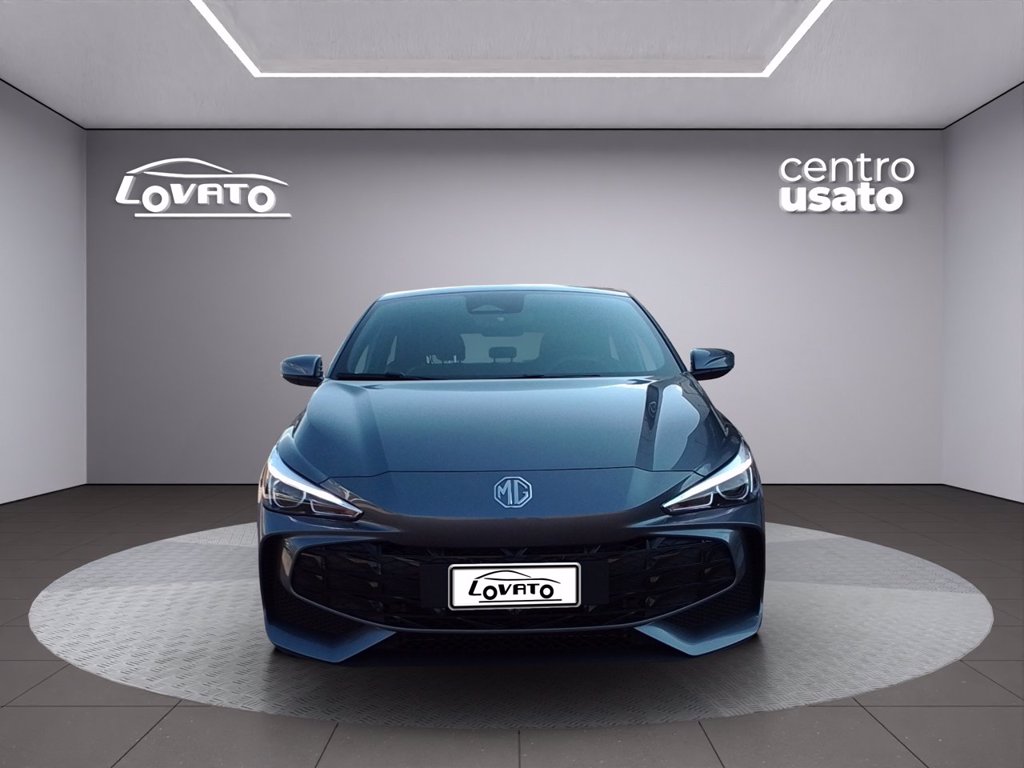 https://cdn-sm.caraffinity.it/images/vehicles/4795141/7/large
